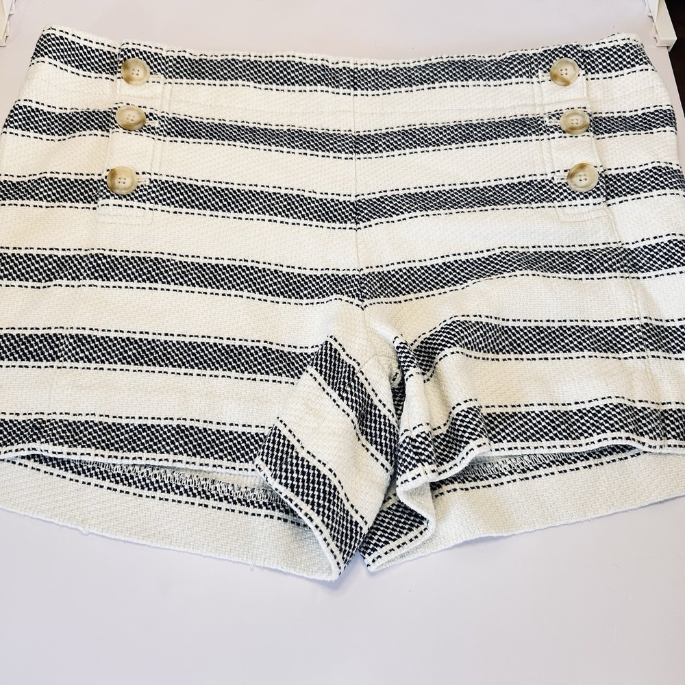 Ann Taylor LOFT Riviera Shorts 12 Navy White Textured Striped Boho Festival